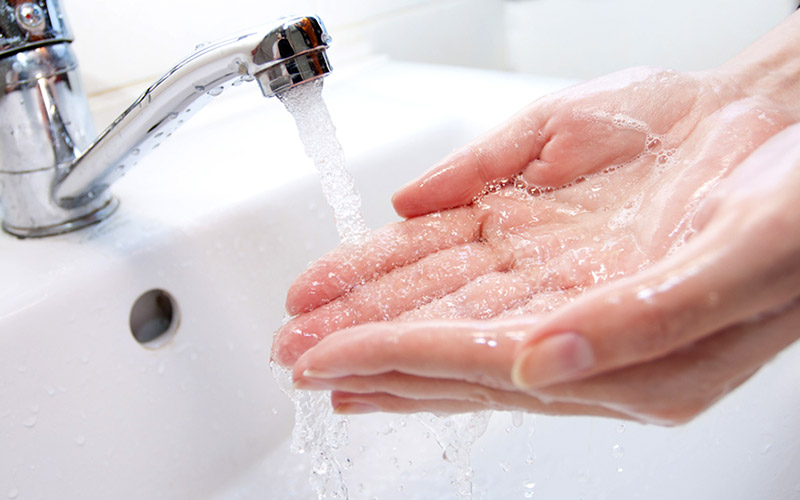 Каким мылом мыть руки